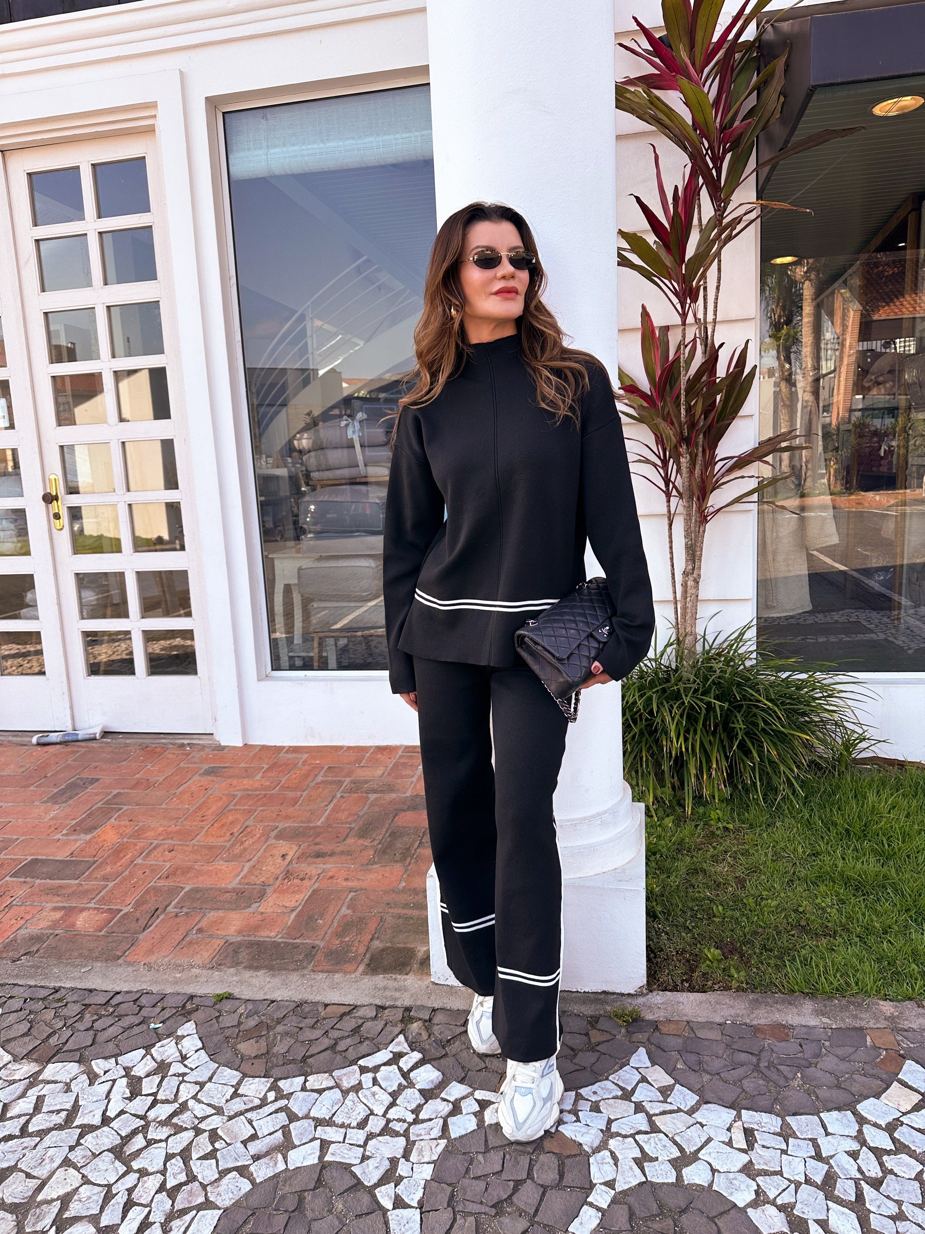 Conjunto de Tricô com Suéter Mullet Gola Alta e Calça Confortável – Kim